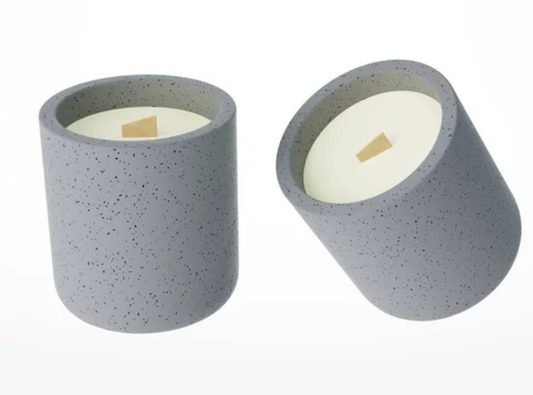 Handmade Myrrh & Tonka Scented Candle (Myrrh • Tonka • Amber • Vanilla)